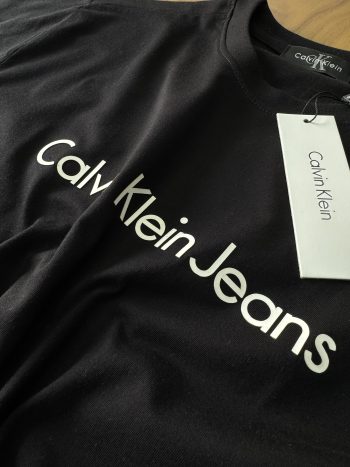 تیشرت لوگوبرجسته calvin