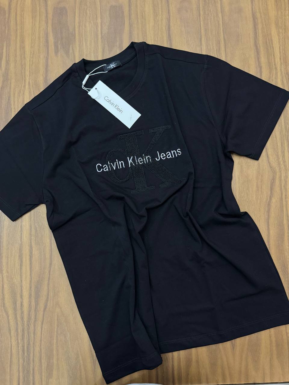 تیشرت شنل دوزی calvin - Image 2